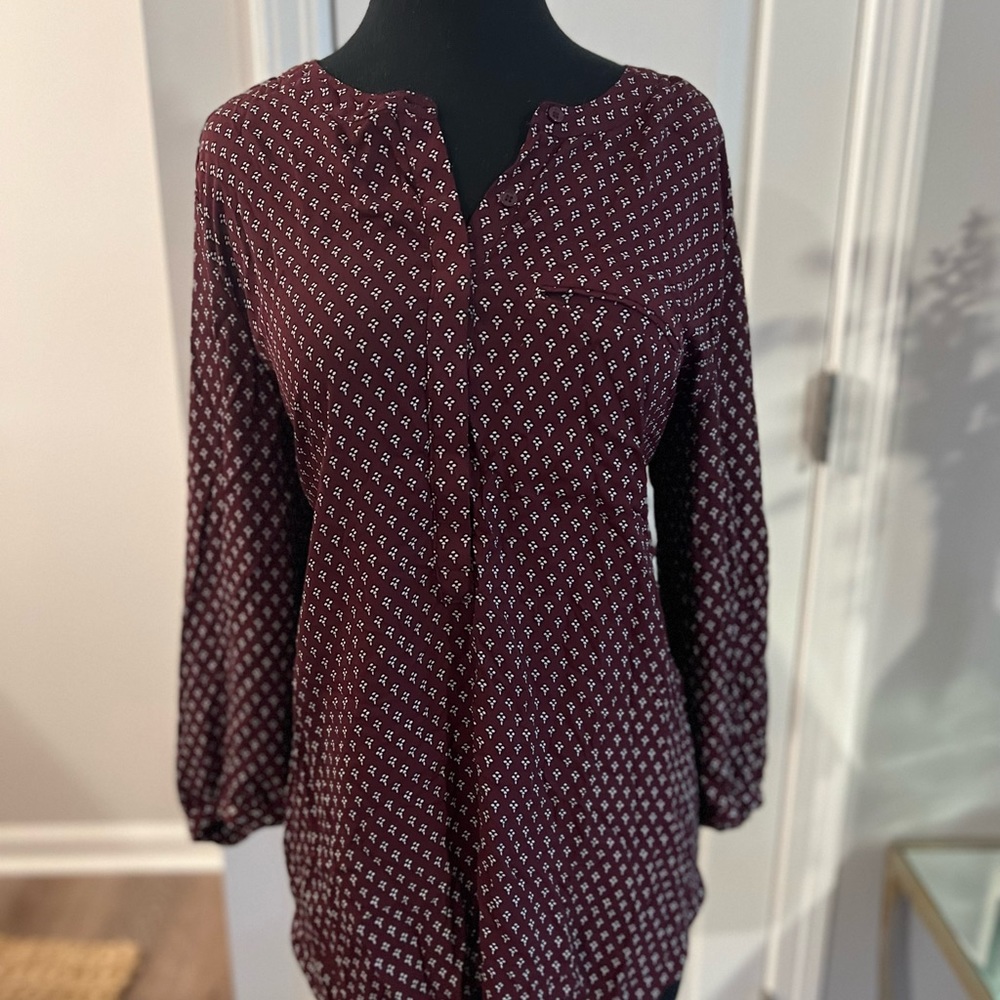 Premise studios maroon patterned three quarter length sleeve blouse size XL